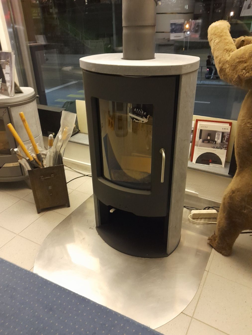 Stufe caminetto: Cheminée Ofen Attika Polero – Nuovo (secondo la descrizione) da Zürich venduto da stove56