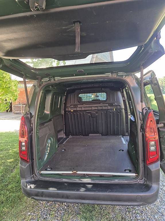 Citroën Nutzfahrzeuge: Citroën Berlingo 1.2i STT – Gebraucht aus Rapperswil BE von Cooper1275 2