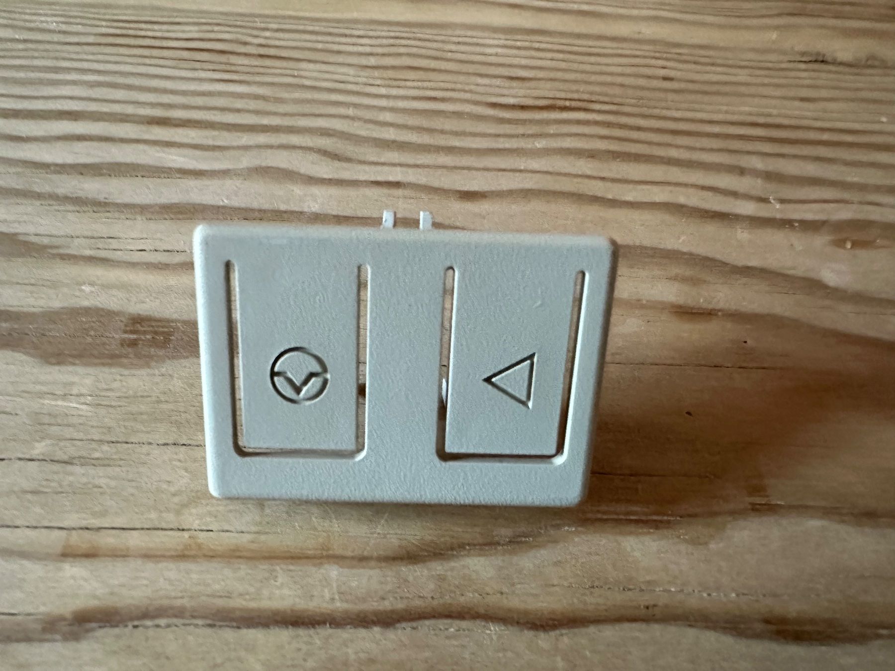 Interruttori: Apple Macintosh original Interrupt / Reset button – Usato da Lugano venduto da Mat_0_taM 2