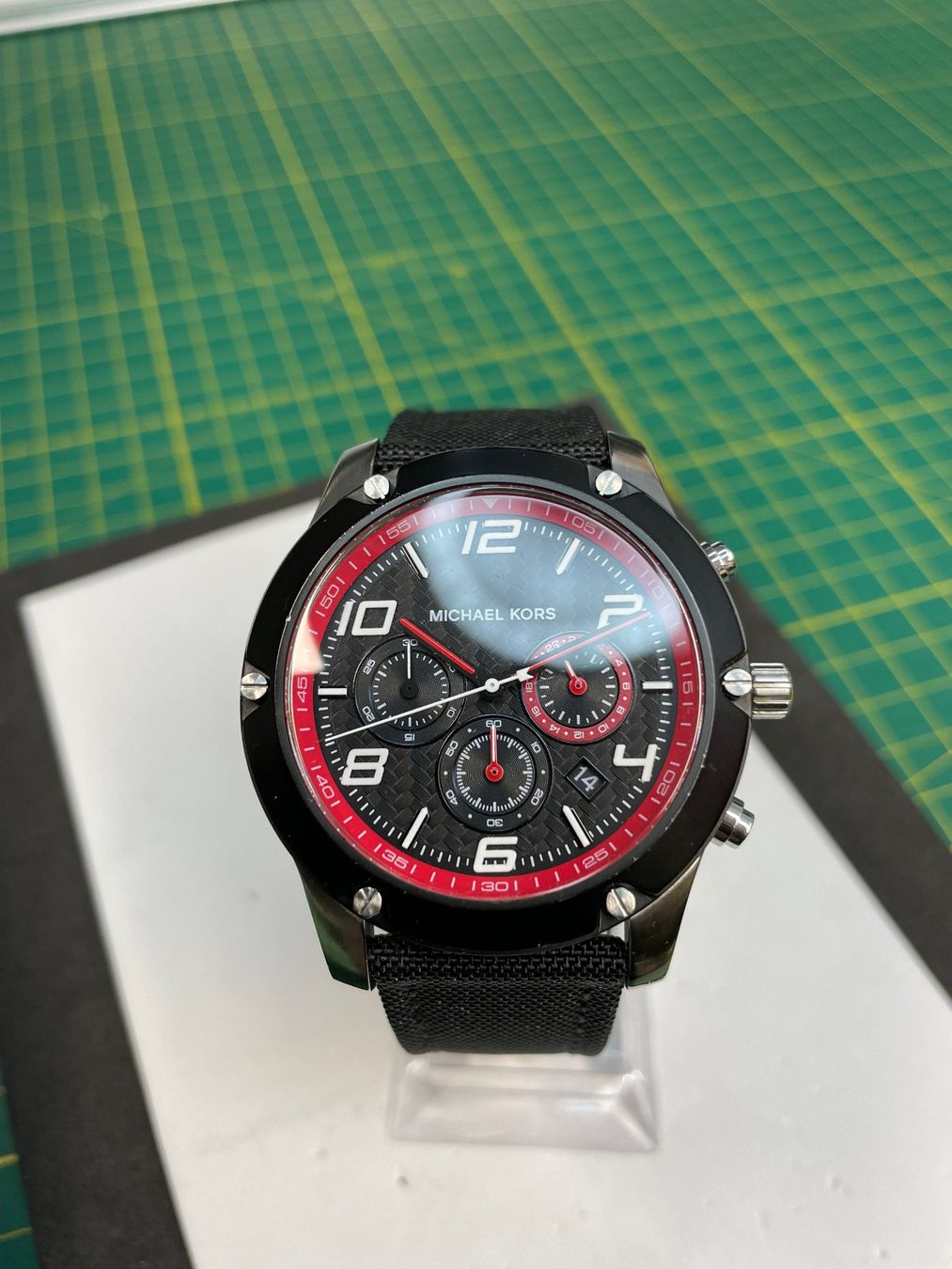 Michael Kors Orologi: Michael Kors Carbon Dial Watch – Usato da Obergösgen venduto da File75