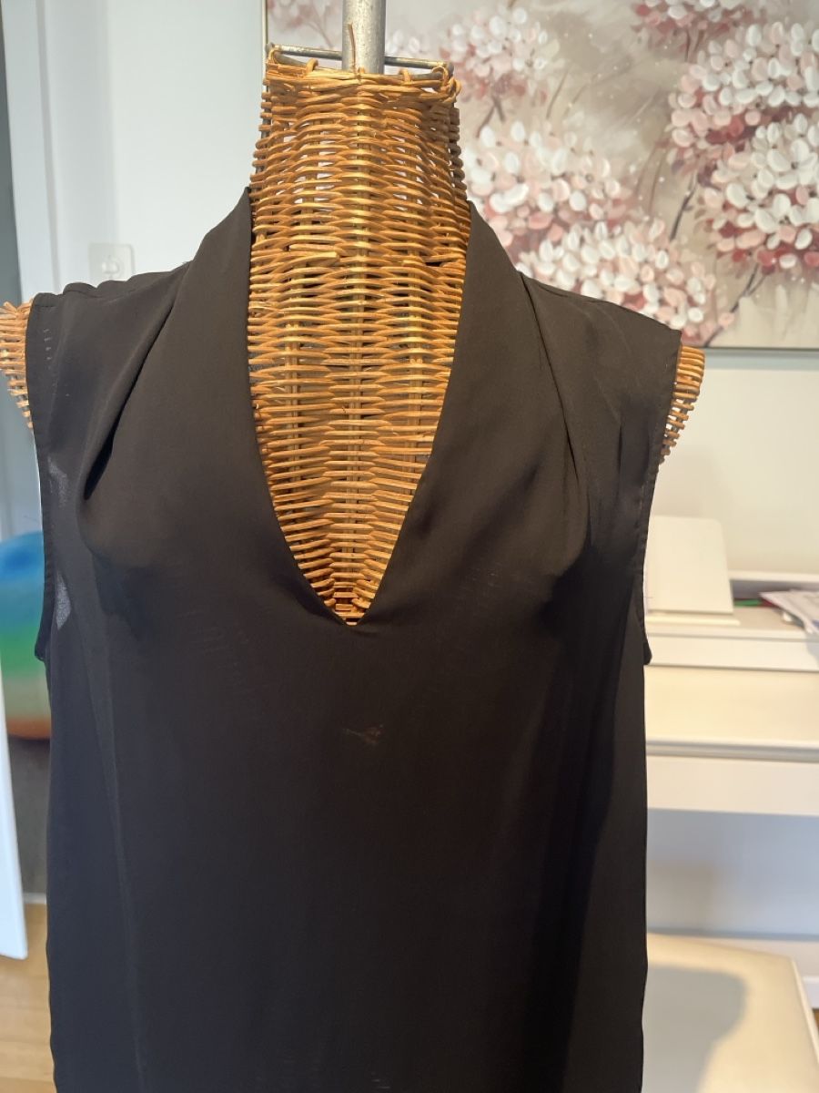 Chemisiers: Bluse schwarz ärmellos, Monoprix, 36/38 – D'occasion à Solothurn par Bobesch08 1