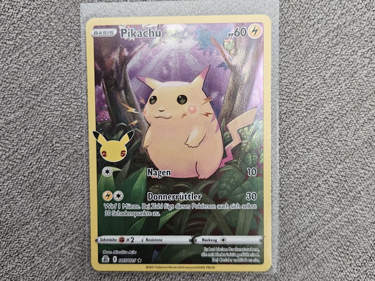 Pokémon Carte collezionabili: Pikachu Pokemon Karte 25tes Jubiläum – Usato da Wohlen AG venduto da dan_cpd9