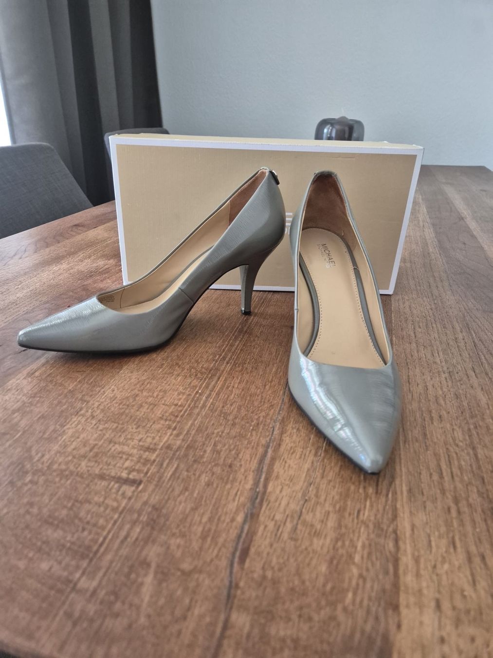 Michael Kors Scarpe da donna: MK Michael Kors Pumps – Usato da Dübendorf venduto da MariaS.