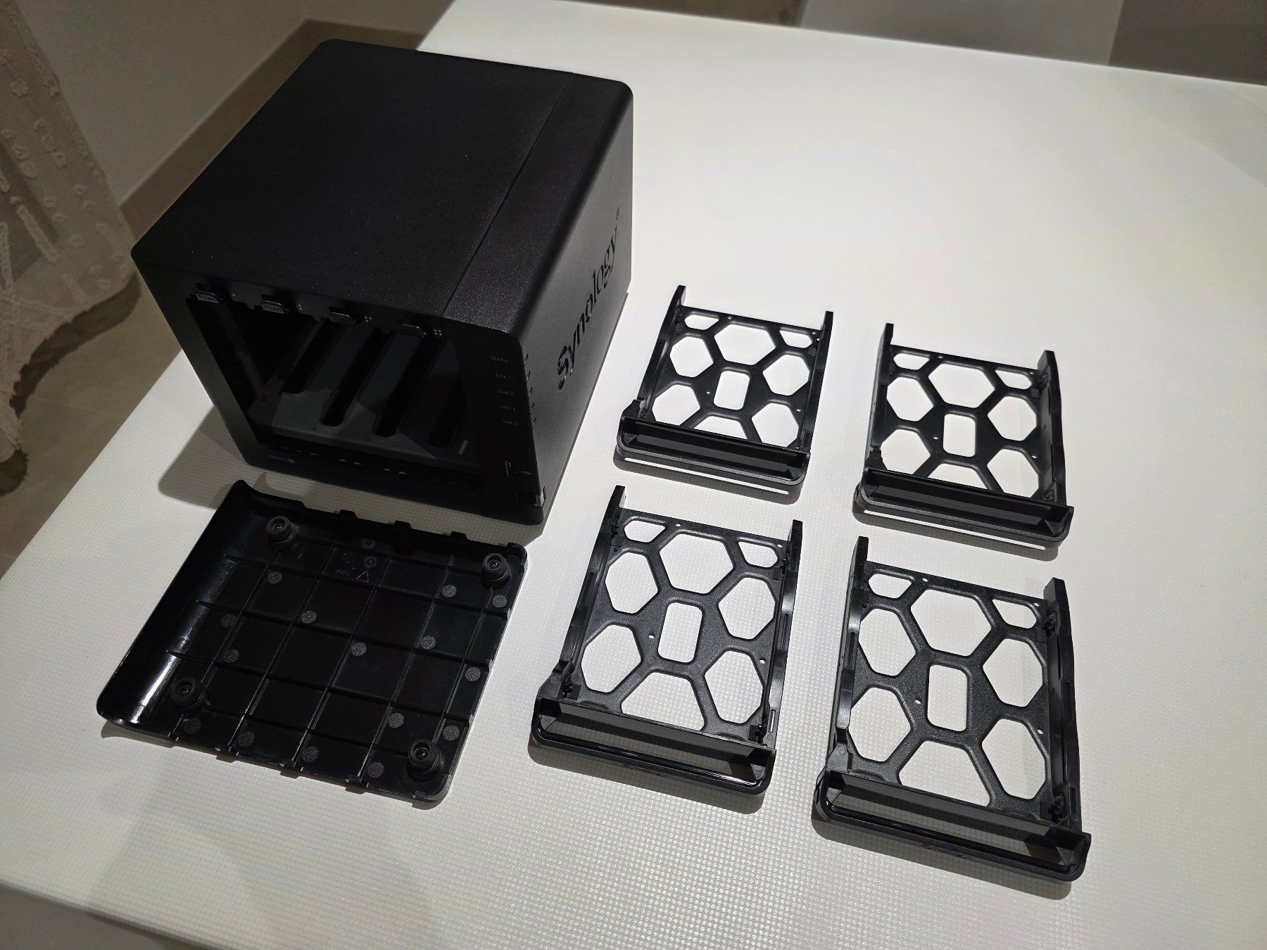Synology Server: Synology DS415+ – Usato da Bulle venduto da dam1000 3