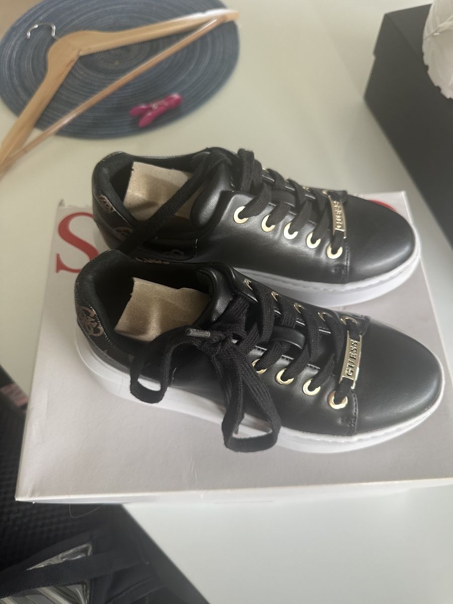 Damenschuhe: GUESS Shoe – Neu (gemäss Beschreibung) aus Buchs SG von Crisdaniel10