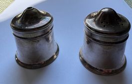 Vintage Salz & Pfefferstreuer Set Versilbert mit blauem Glas
