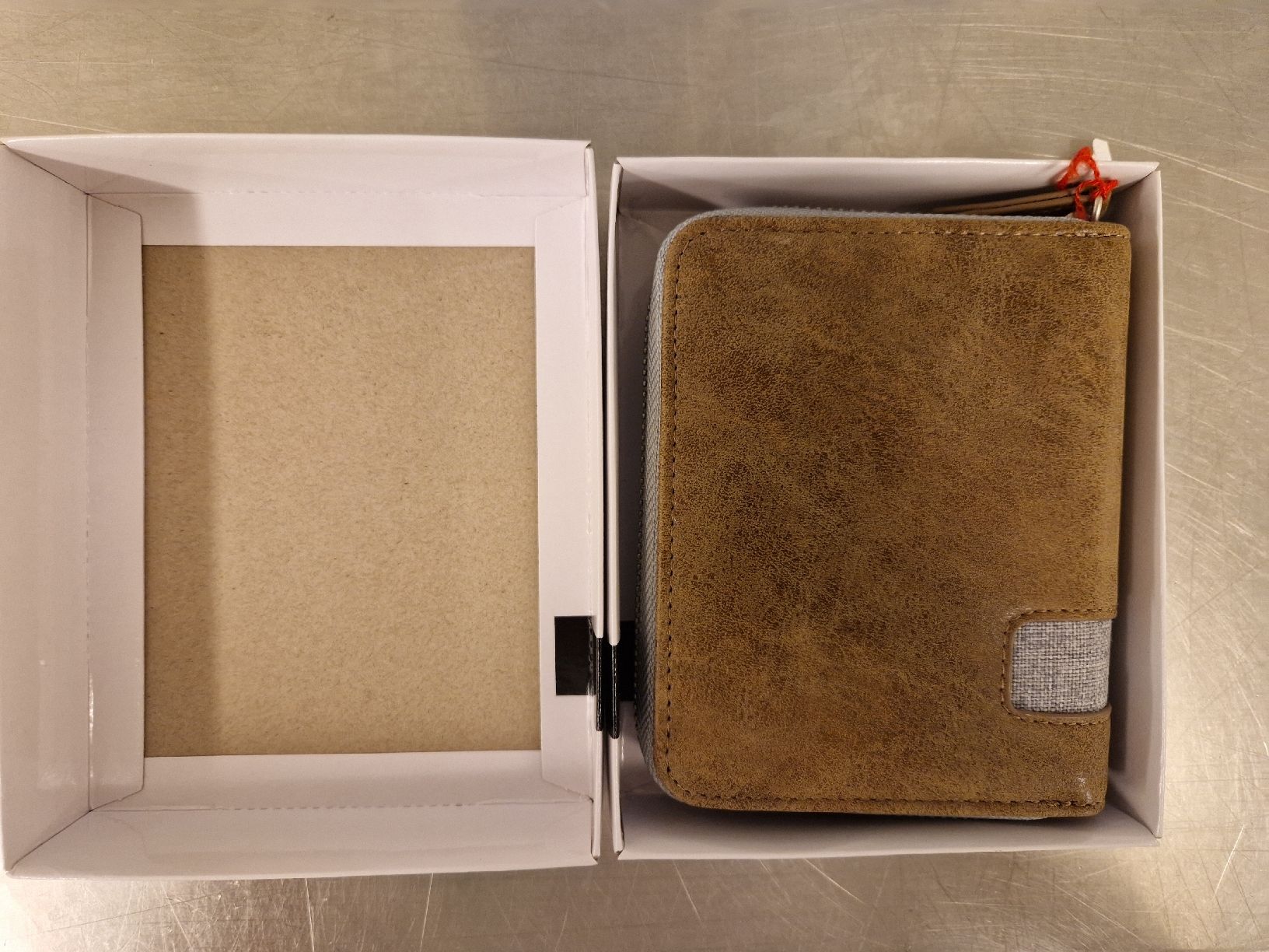 Portafogli: Porte monnaie – Nuovo e nell'imballaggio originale da Lausanne venduto da mgo_yx25 1