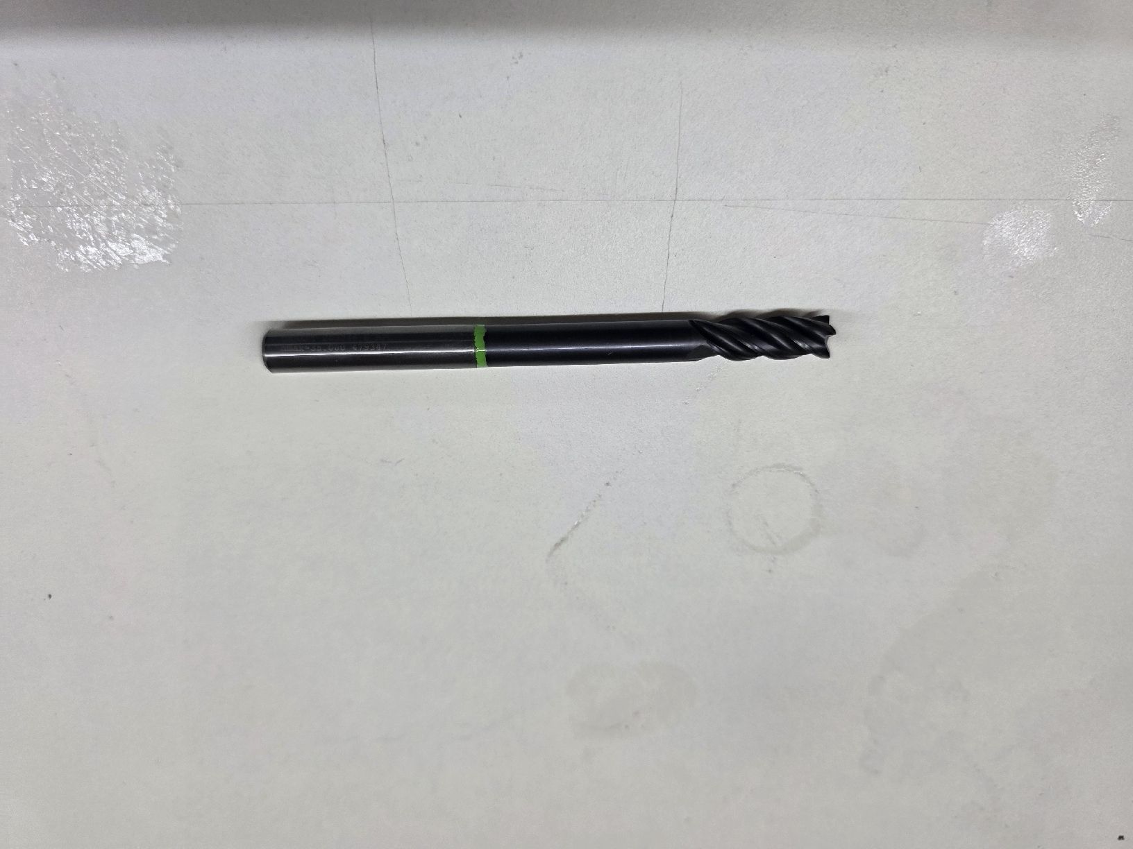 Tutti gli attrezzi: VHM Fräser 8mm – Usato da Rüti ZH venduto da Madeira14