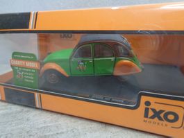 Ixo 1:43 Classic Car Citroën 2CV Deuchie