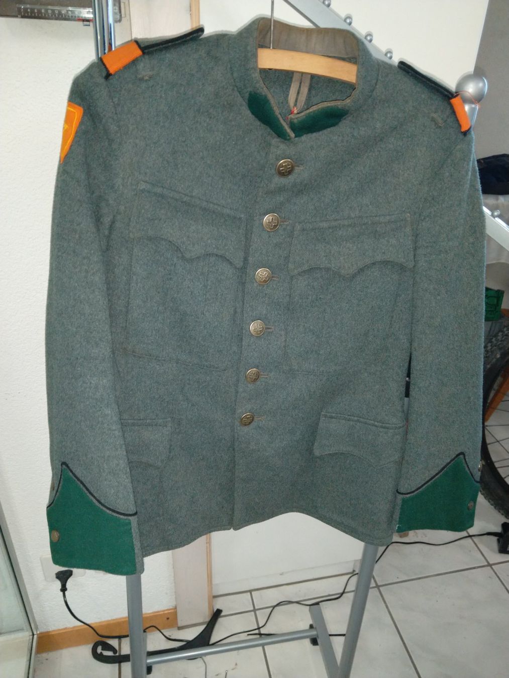 Schweizer Armee Uniformi: Uniformjacke Schütze – Usato da Schüpfheim venduto da Mg6170