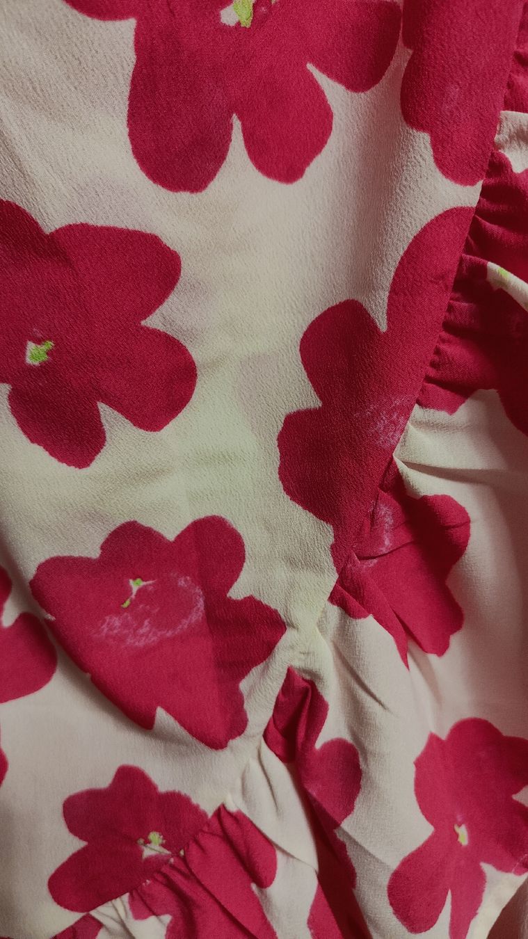 Monki Gonne: Monki Wickelrock mit Blumen, M – Nuovo (secondo la descrizione) da Schaffhausen venduto da NanetteBaguette 1