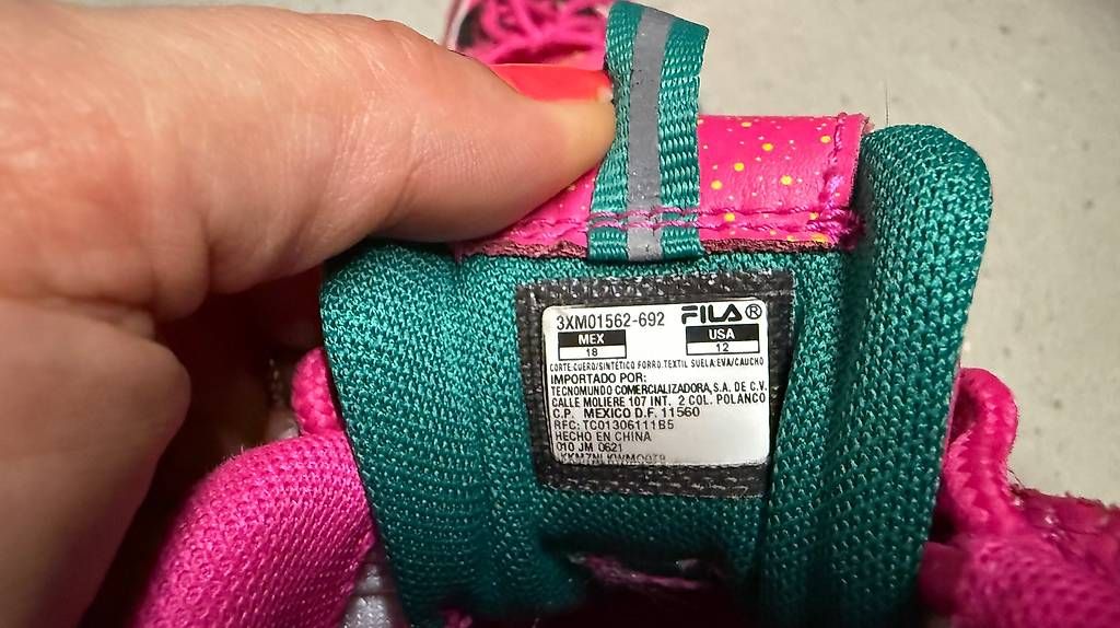 Fila Schuhe für Mädchen: FILA Turnschuh Grösse 29 – Gebraucht aus Binningen von nuggi86 3