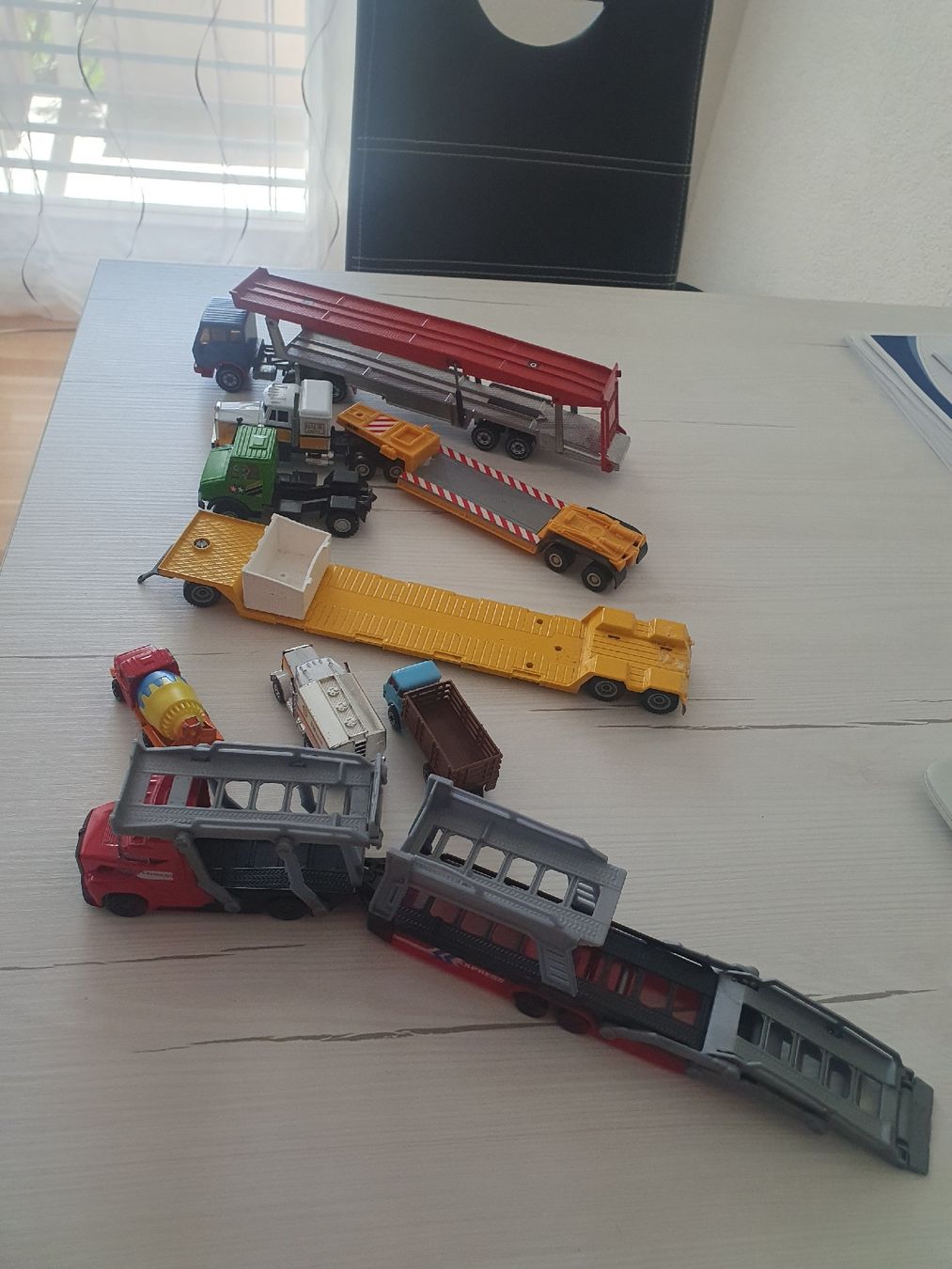 Giocattoli: Diverse Spielzeug-LKW Sammlung – Usato da Erlinsbach venduto da conc7 1