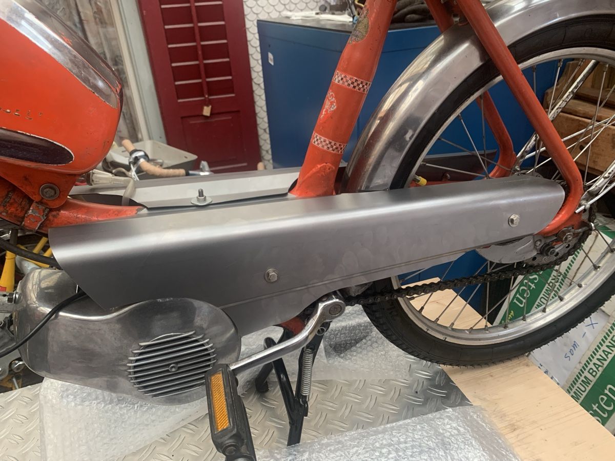 Puch Ciclomotori: Seitenschutz AP 30 Nachbau – Nuovo e nell'imballaggio originale da Romanshorn venduto da bsa119