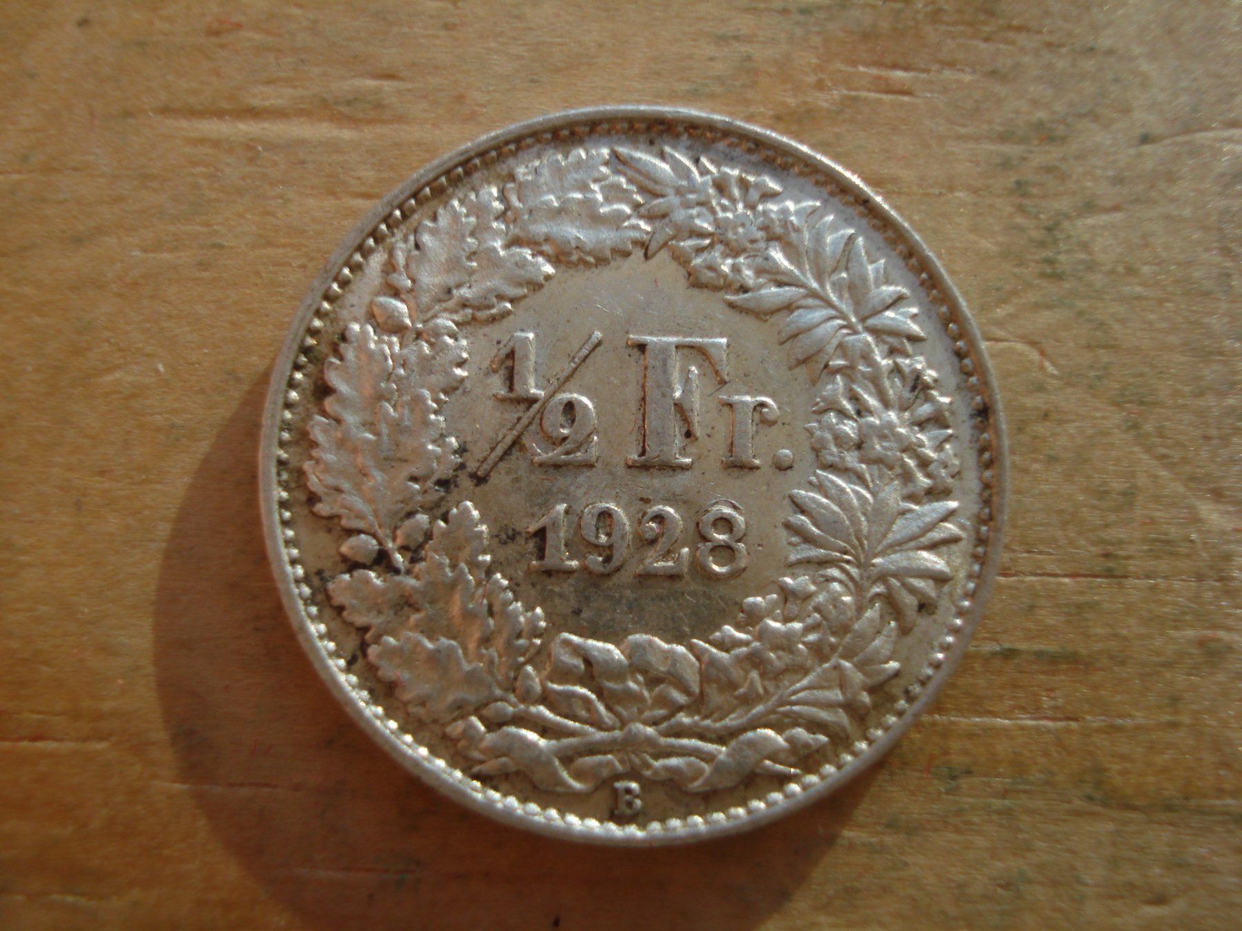 Tutti le monete: (S) 1/2 Franken 1928 UNZ- – Usato da Erlach venduto da Net-Coins