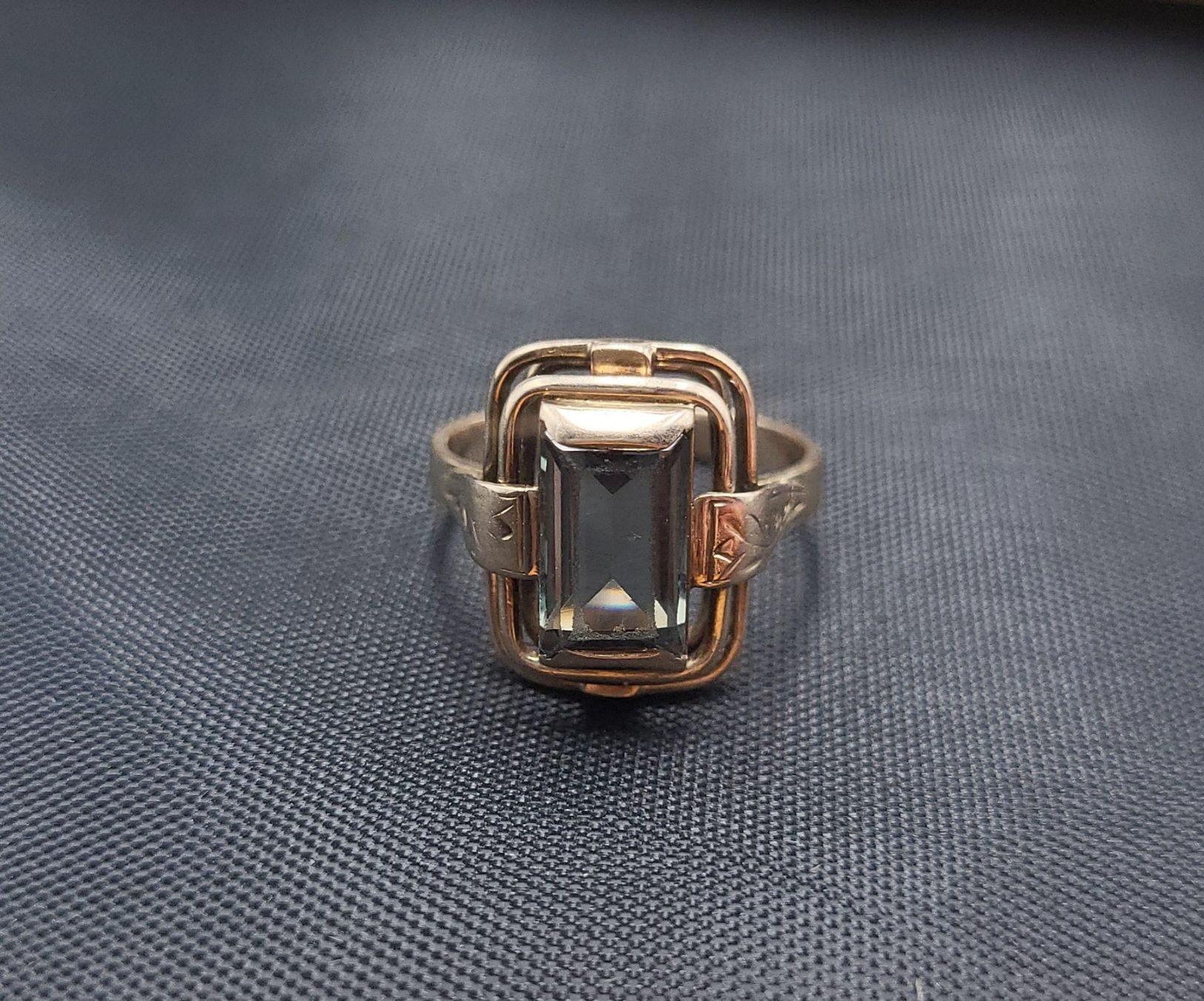 Bagues: Gold Ring Mit Stein – D'occasion à Wald ZH par Dasilver 5