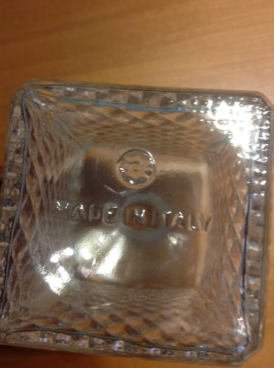 Noble Bottiglia Di Whisky In Vetro Con Tappo In Sughero E Incisione Laser Personalizzata 'Gentleman And Lady' - Idea Regalo - 4