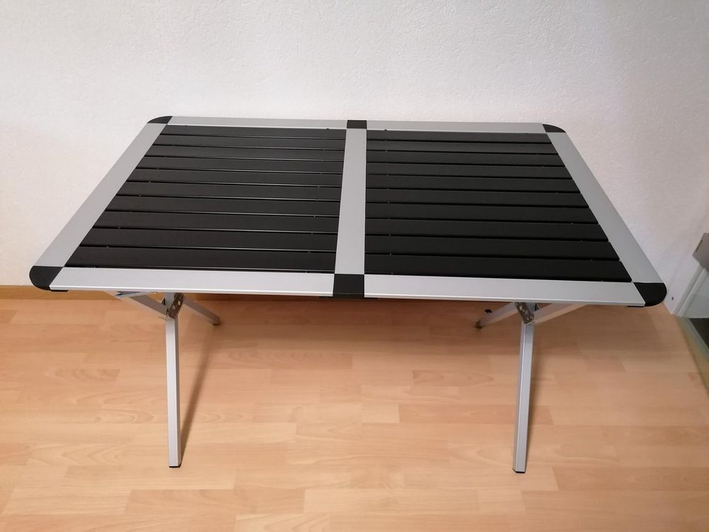 Tische: Aluminium Falttisch, Campingtisch – Gebraucht aus Kerzers von schnegge81