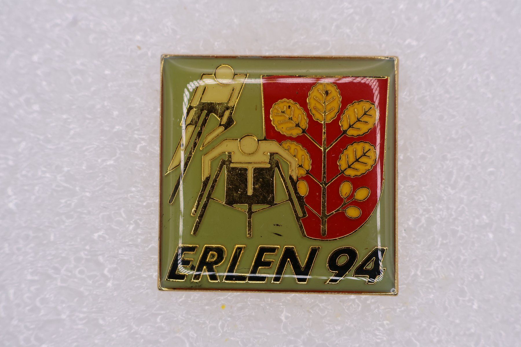 Placchette & Badge: Sportclub  ERLEN '94 – Usato da Winterthur venduto da Sammleroase