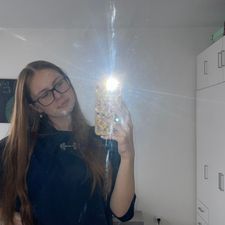 Profile image of Yulianna15