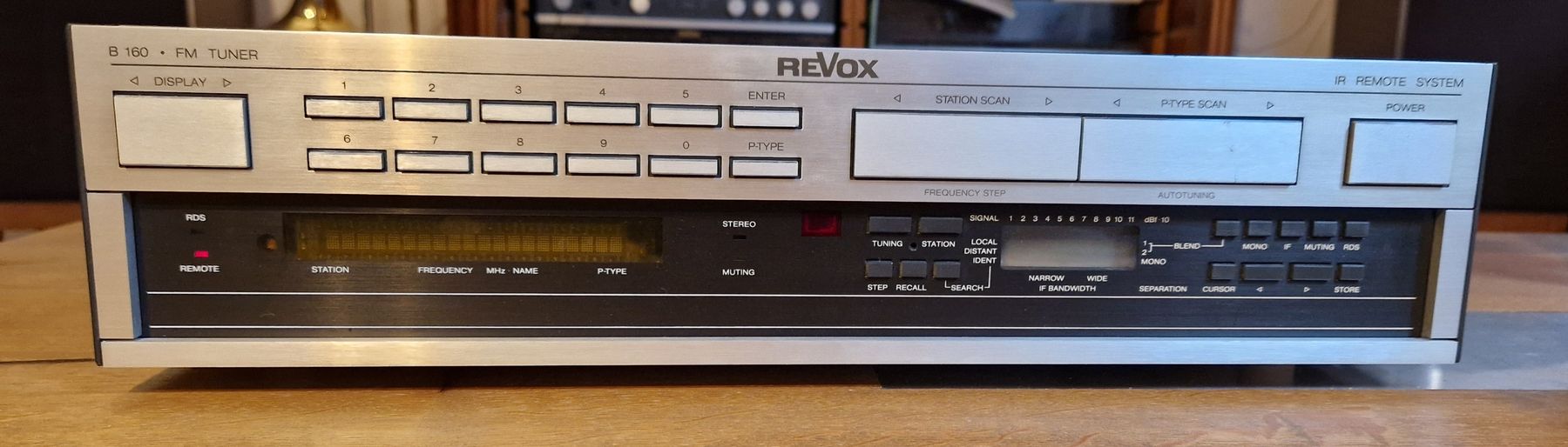 Tuner Revox B160 - Photo, audio & vidéo