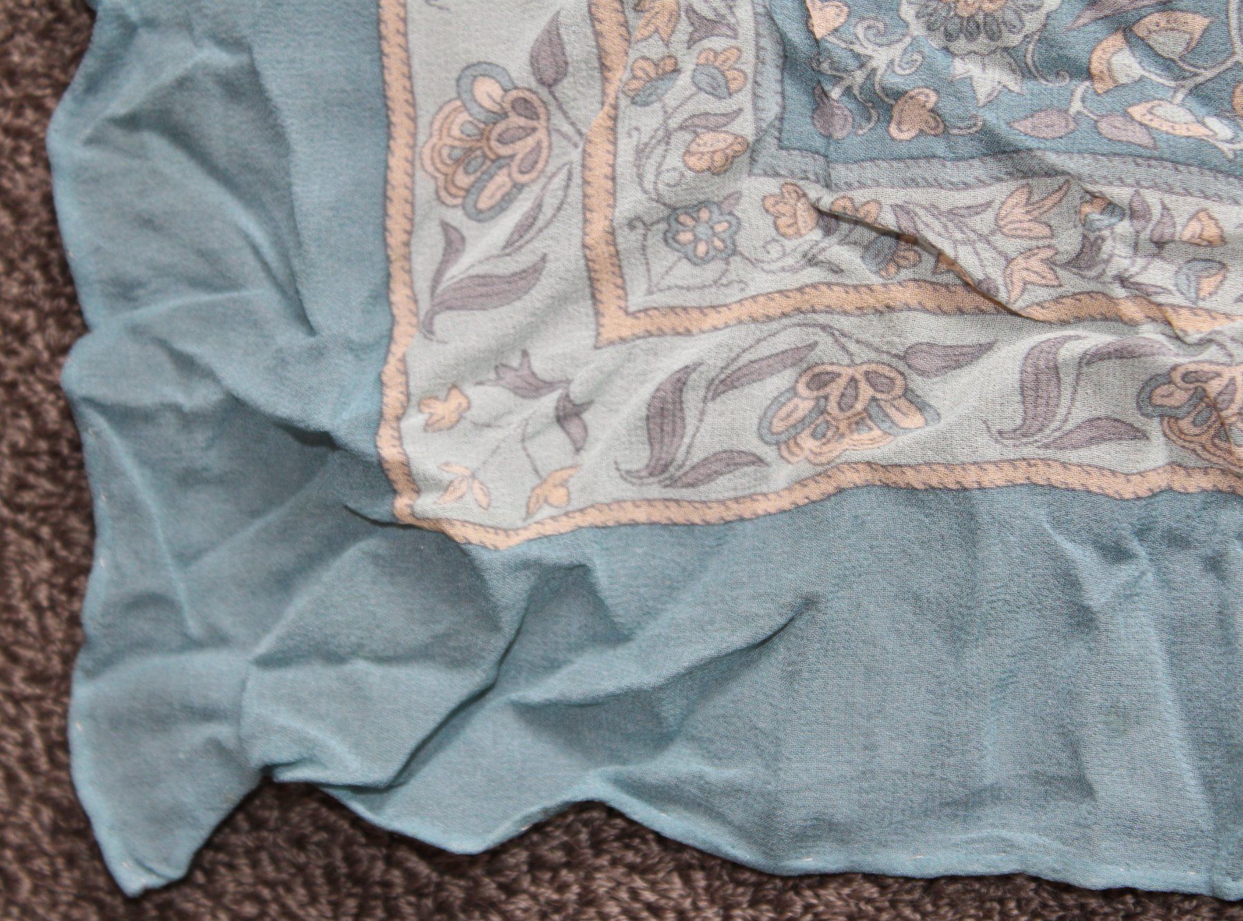 Foulards & écharpes: Tuch – D'occasion à Schaan par antikes_und_kurioses 3