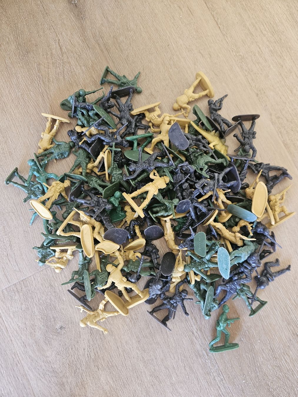 Figuren: Soldatenfiguren Plastik – Gebraucht aus Cham von Fischli84