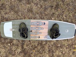 Wakeboard Liquid Force Reverse 2020 - 148cm mit Bindung 44
