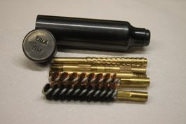 Militär Pistolen Putzzeug 9 mm. Erla 1958