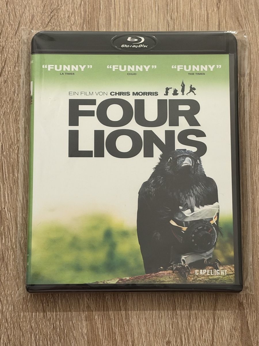 Tutti i DVDs: Four Lions Bluray – Nuovo (secondo la descrizione) da Stein am Rhein venduto da ricks0r
