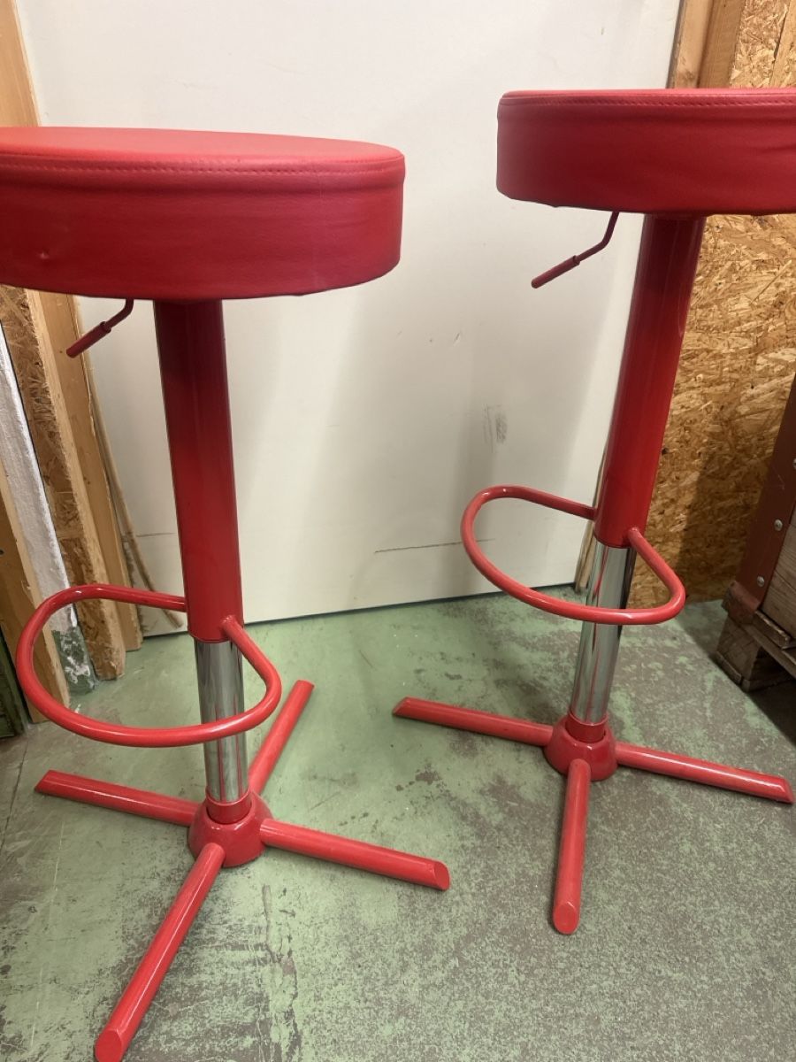 Sgabelli: Bar-Hoker – Usato da Horriwil venduto da Carrera68 1