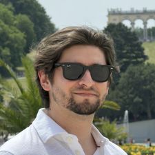 Profile image of san_zh2r