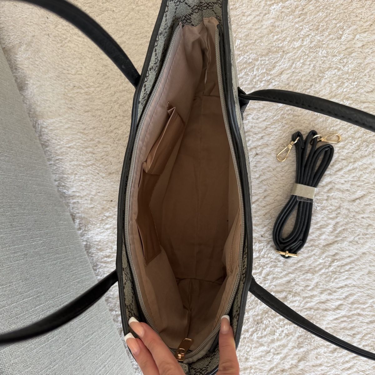 Sacs femmes: Handtasche / Neu – Neuf (Voir description) à Zeiningen par leaseraina 2