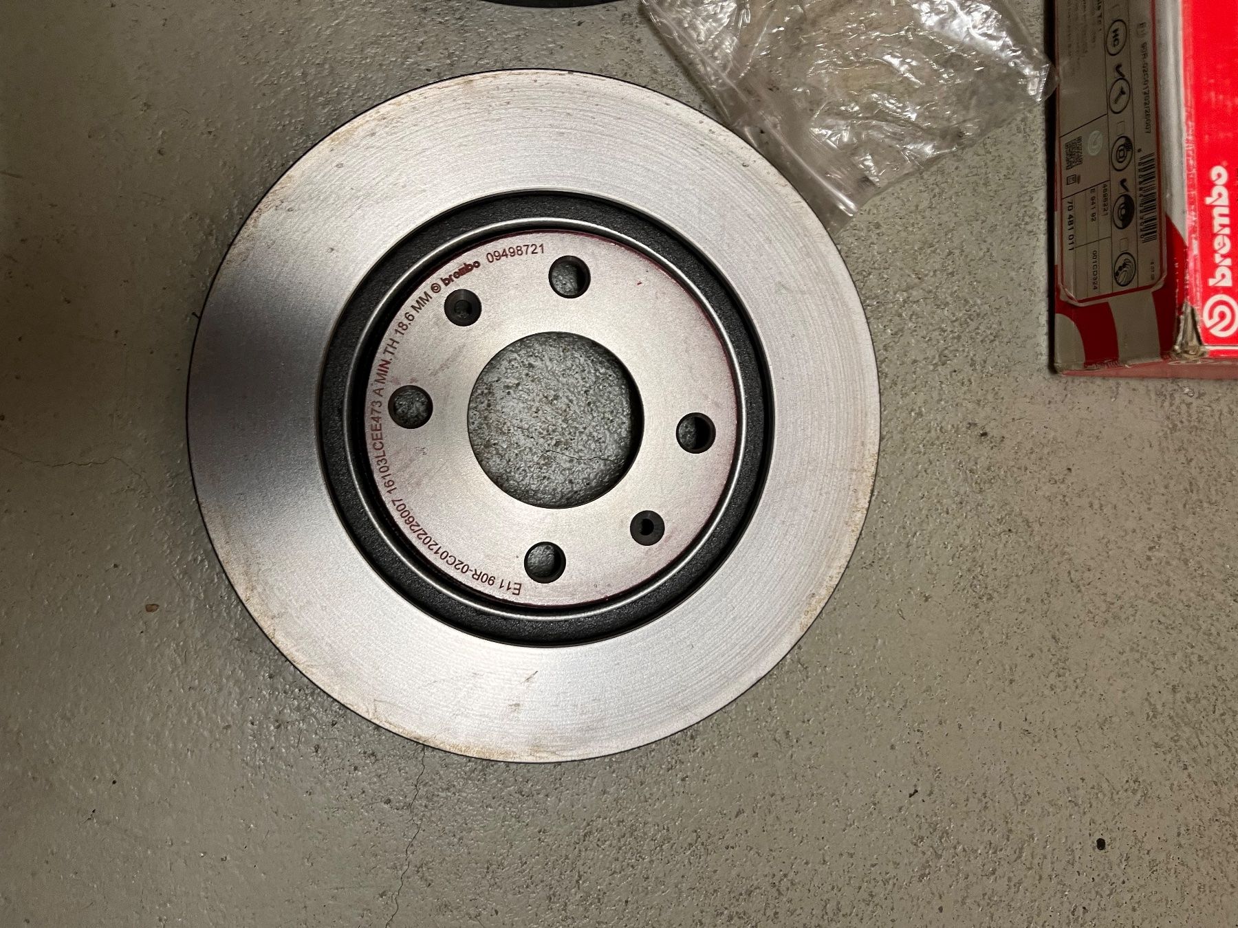 Peugeot Tutti pezzi di ricambio auto: BREMBO Prime 09.4987.21 Bremsscheibe – Nuovo (secondo la descrizione) da Bischofszell venduto da VolvoT5 1