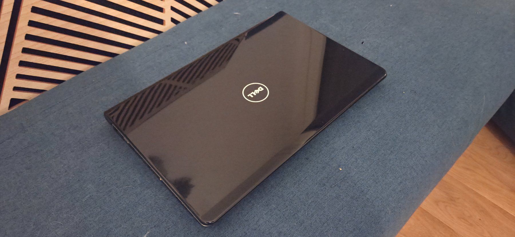 Dell Notebooks: Dell Studio 17 1749 i3 8GB 1TB 17.3" JBL Linux Mint – Gebraucht aus Marly von Pyxcell 6