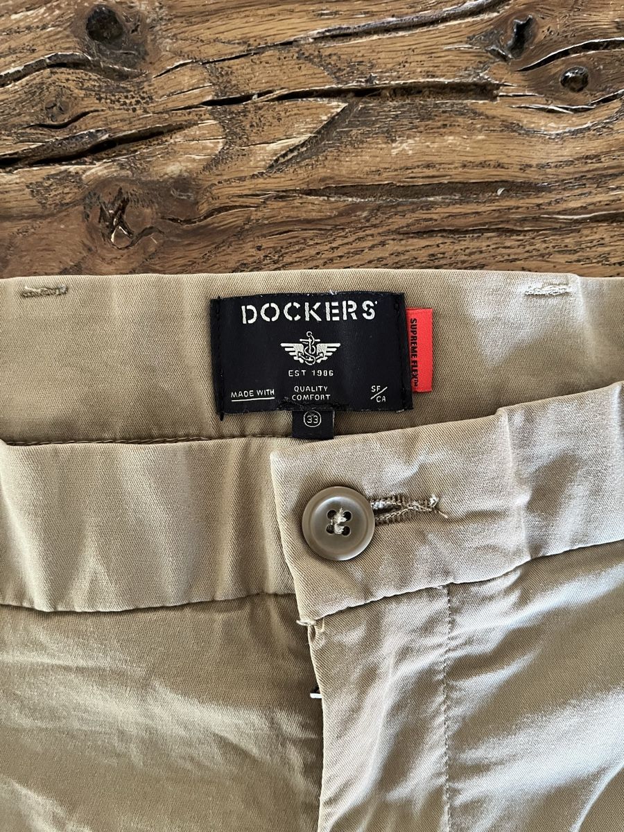 Pantaloni: Dockers Shorts – Usato da Chur venduto da Mbadimeischter 1