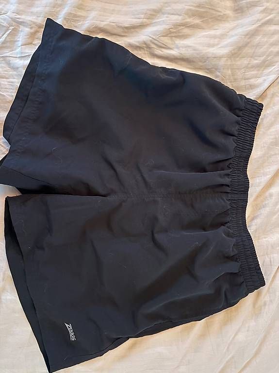 Costumi da bagno: Maillot de bain – Usato da Val-d'Illiez venduto da bap_l6fg