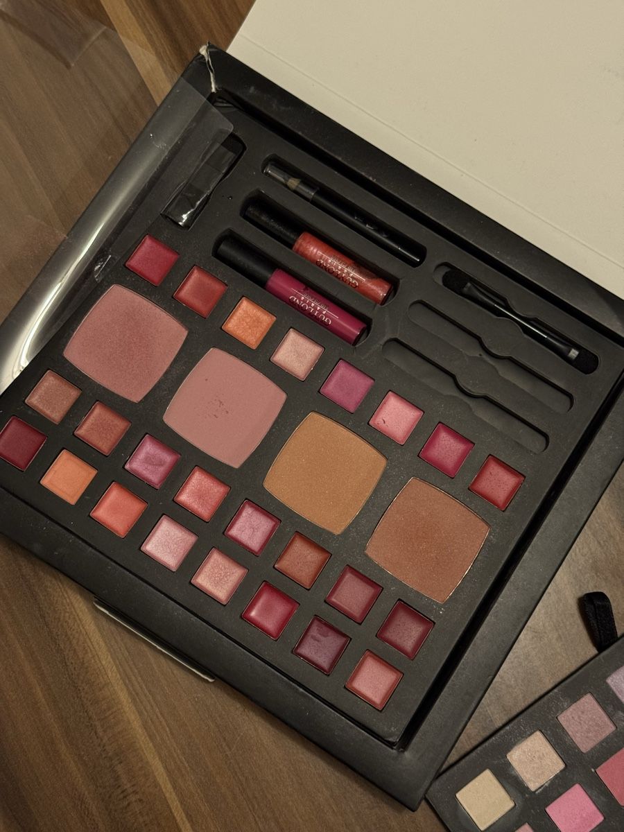 Make-up: GUYLOND PARIS Make Up Palette – Usato da Zürich venduto da lionsk 2