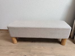Banc en tissu beige 