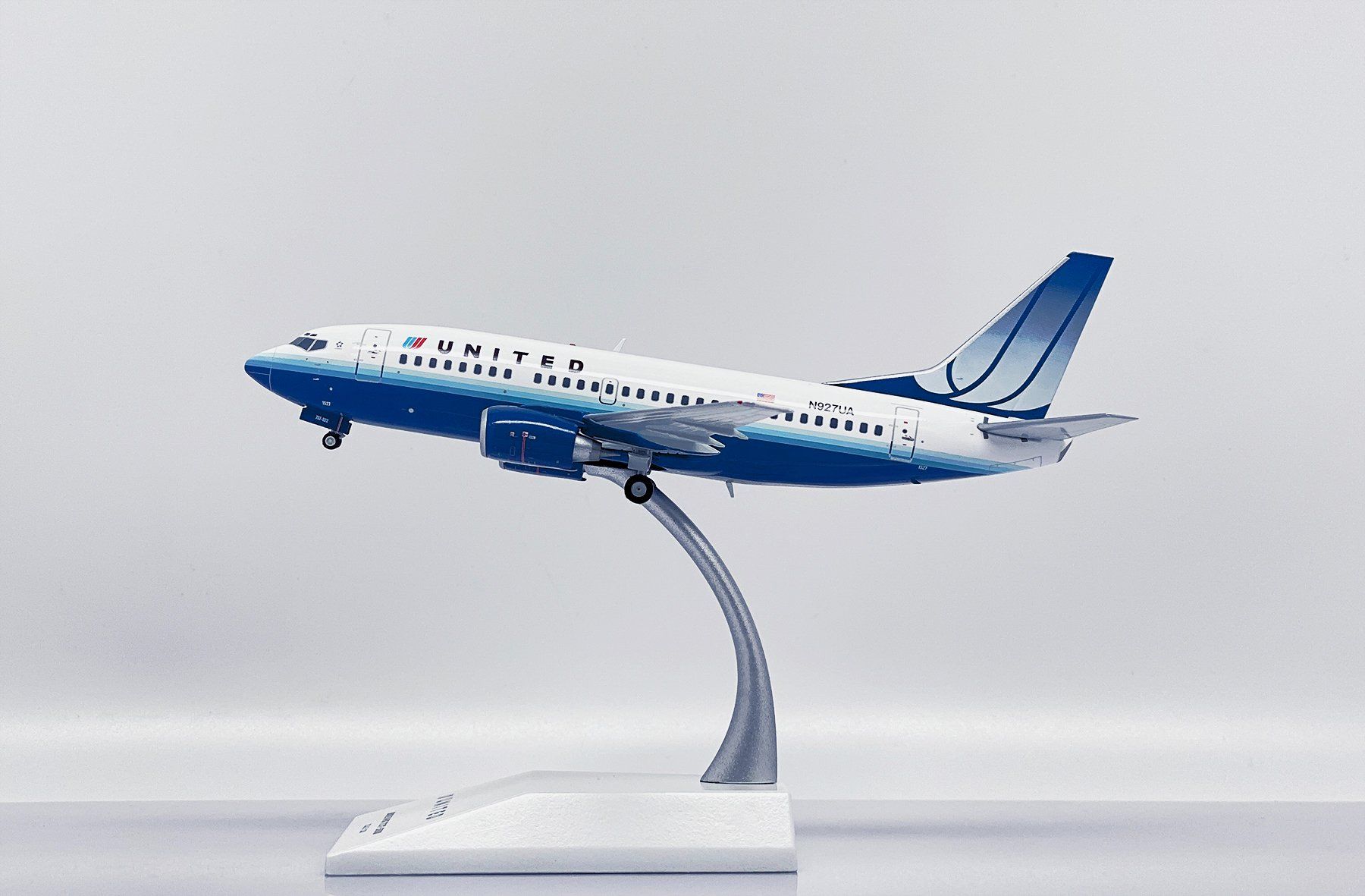 Boeing Kit di modellismo & Modellini statici: B737-500 UNITED – Nuovo e nell'imballaggio originale da Morges venduto da iljamuromez 4