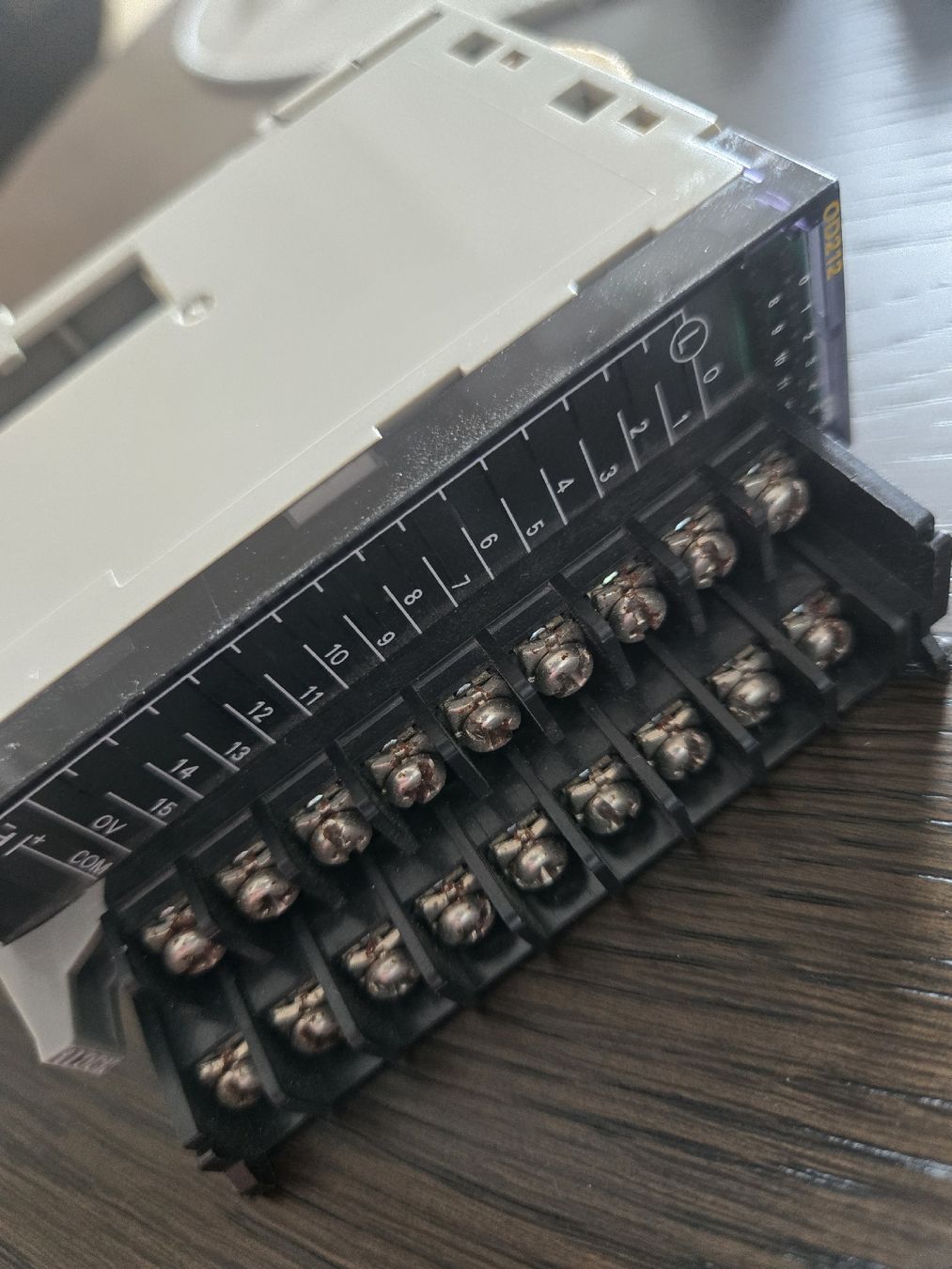 Omron Composants électroniques: Omron CJ1W-OD0212 Output Unit – D'occasion à Zürich par aut_kxd2
