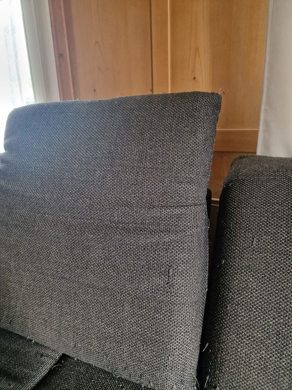 Sofas: Grosses Sofa ab 1.- – D'occasion à Studen SZ par TobiGrueni 5
