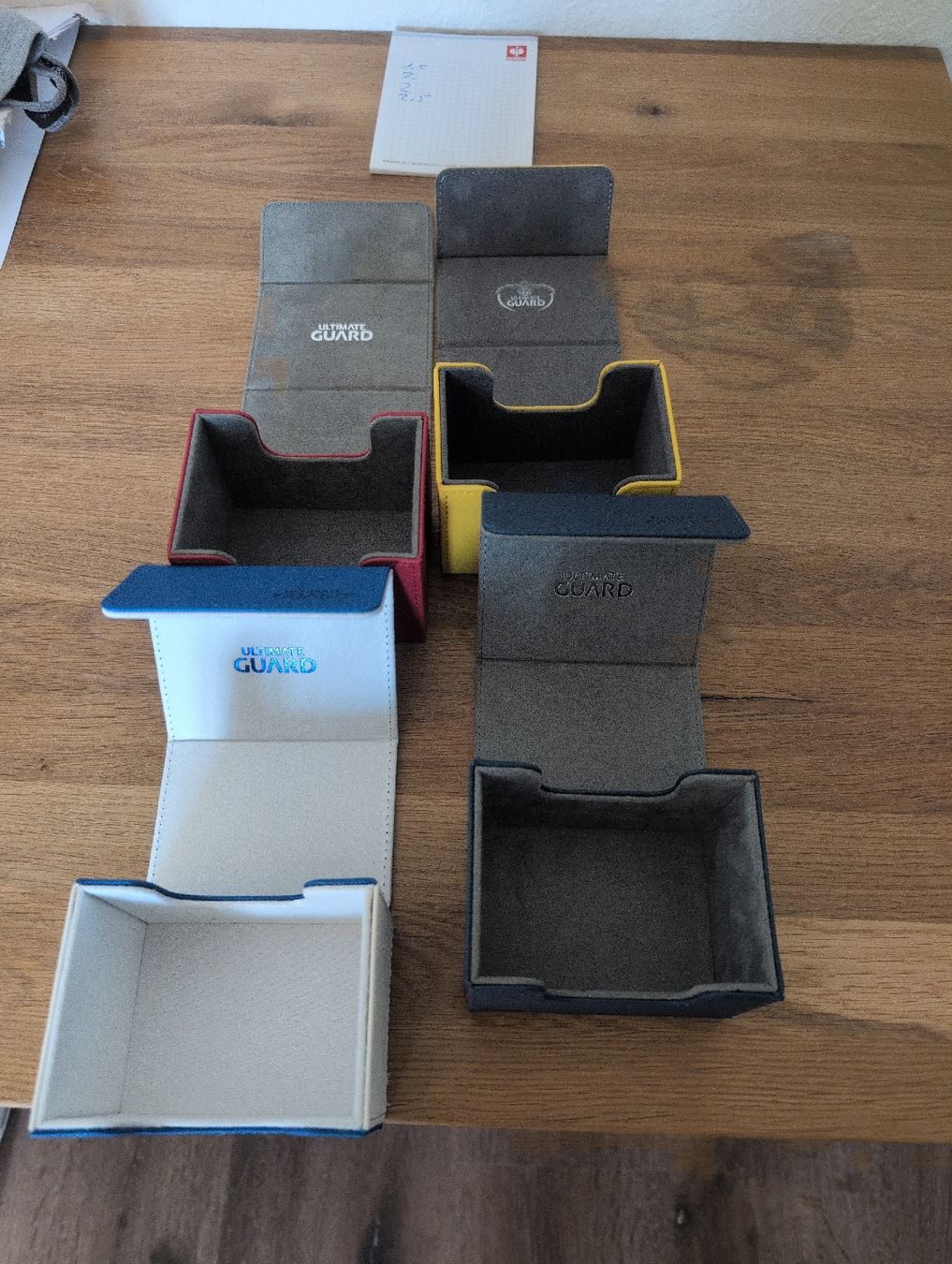 Jeux: Ultimate Guard Deckbox – Neuf (Voir description) à Oeschgen par cyr_ww2x 1