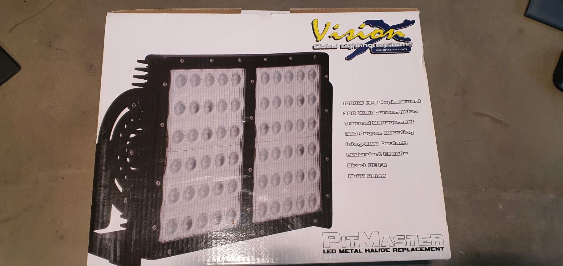 Fari: Industrie LED-Starhler 300Watt – Nuovo e nell'imballaggio originale da Sachseln venduto da Rocky780 1