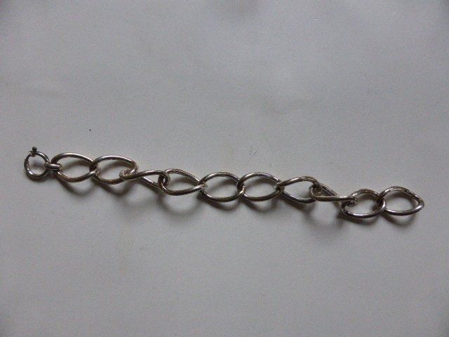 Armbänder & -reifen: Arm-Kette,massiv,10 Glieder,Silber,800 H Stempel,26 g schwer – Gebraucht aus Lausen von liesfisch