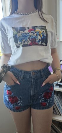 Cute Smurf graphic tee & embroidered denim shorts set! ☀️