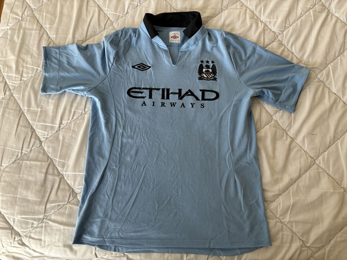 Umbro Leibchen & Hosen: Manchester City n5 maillot – Gebraucht aus Le Grand-Saconnex von focamix