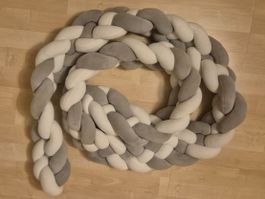 Bettumrandung Zopf 3m grau/weiss guter Zustand