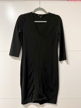 Massimo Dutti Schwarzes Kleid - Neuwertig