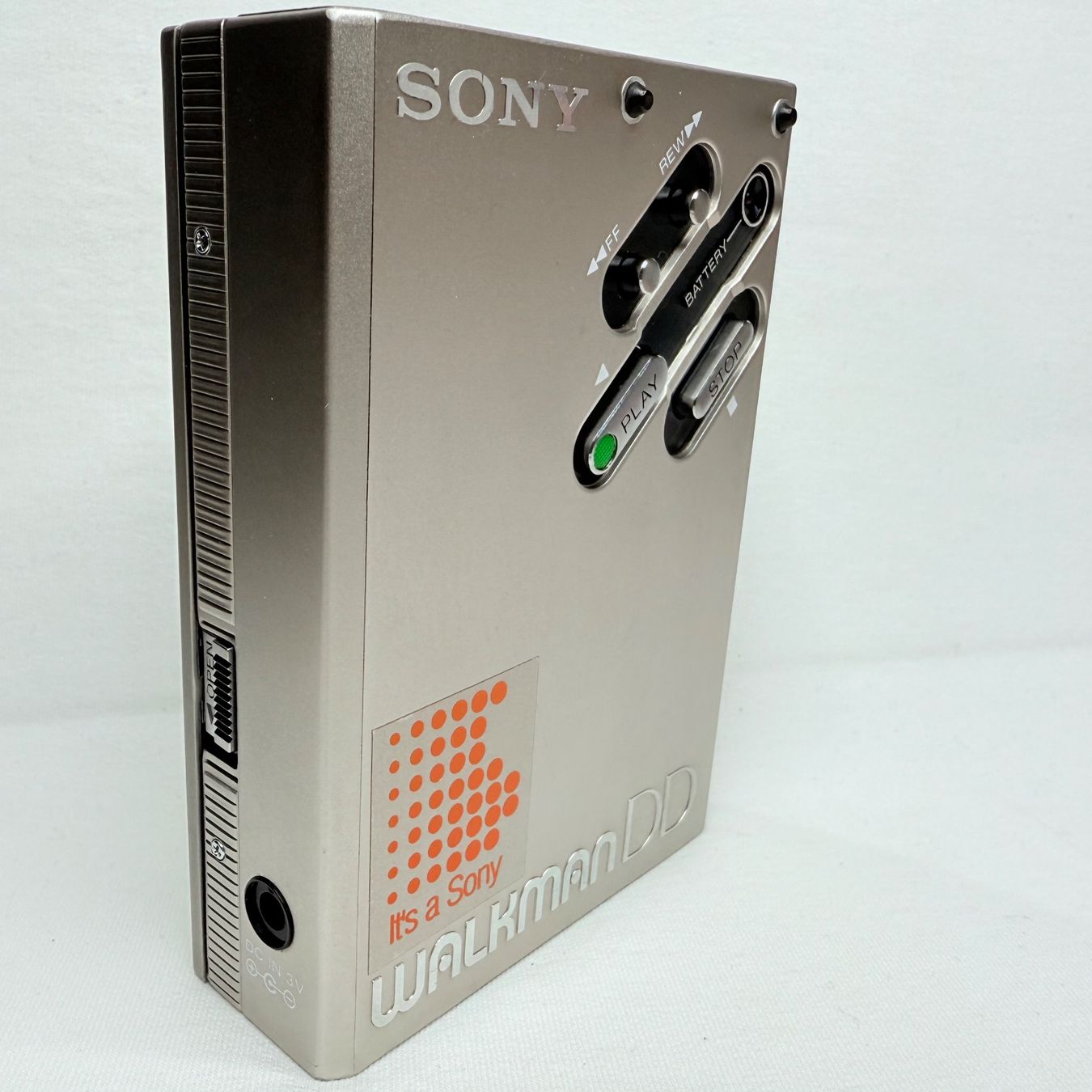 Sony Lettore multimediale portatile: Sony Walkman WM-DD silber #281 – Usato da Vorderthal venduto da WalkmanClinic 2